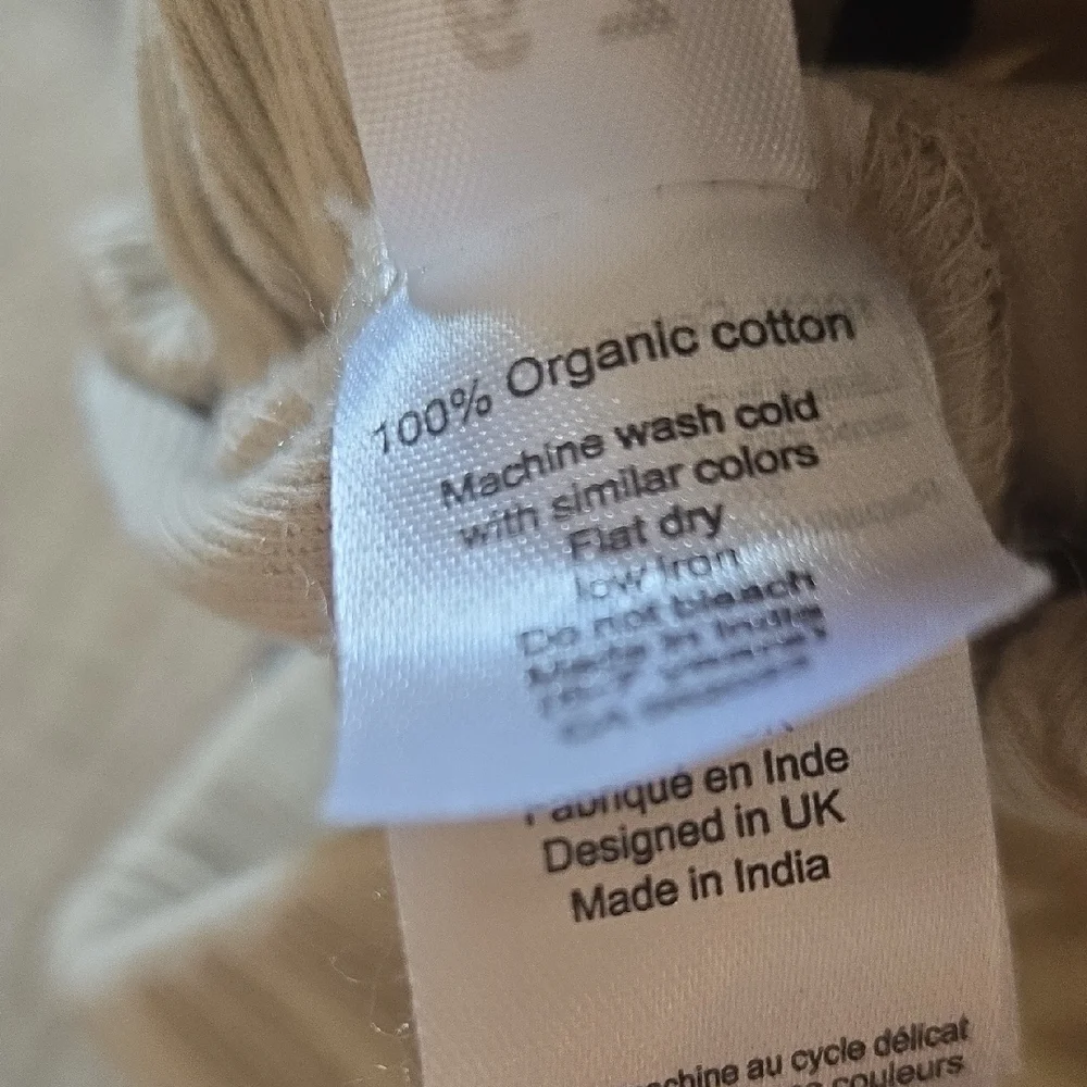 Turtledove London Cream and Black Kids Sweater and Pants Set, 6/7, VGUC, Unisex